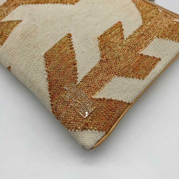 WKND WYFR Multi-Color Birds Of A Feather Clutch - Picture 7 of 10